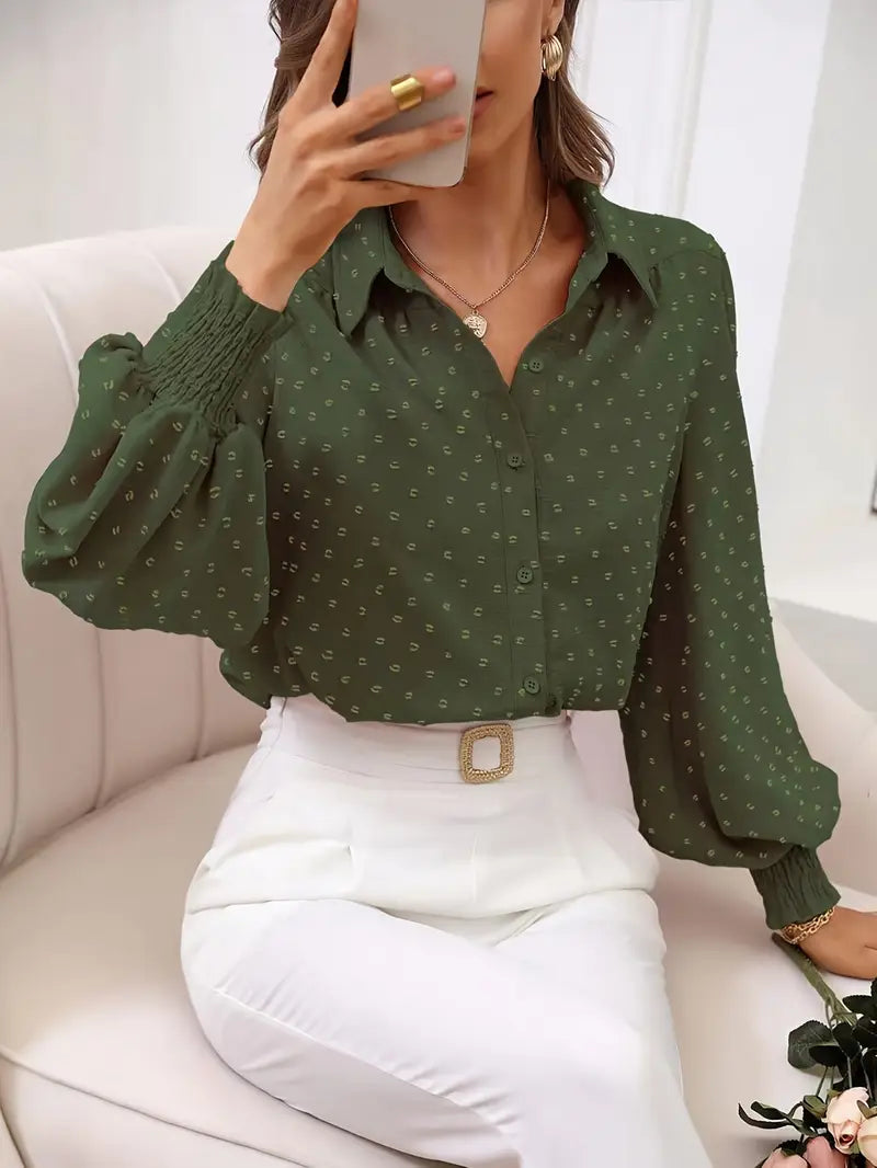 Alba – Blusa elegante con mangas con puños fruncidos