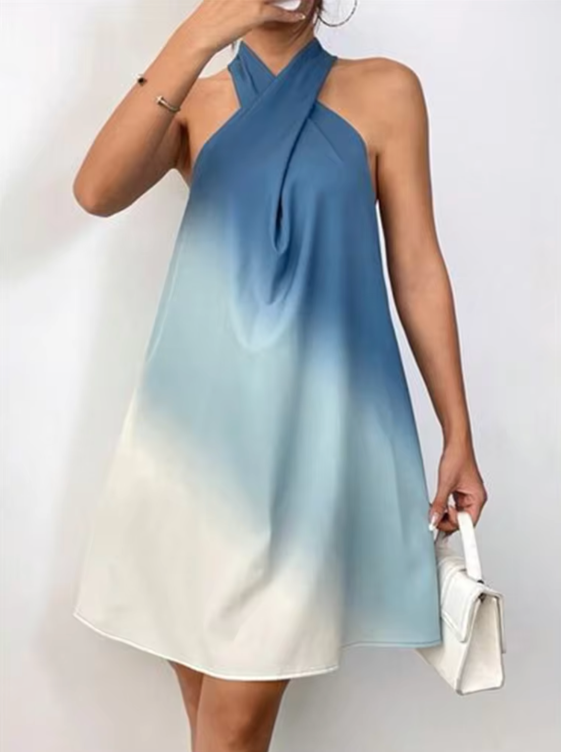 Morgan – Vestido Degradado con Cuello Halter