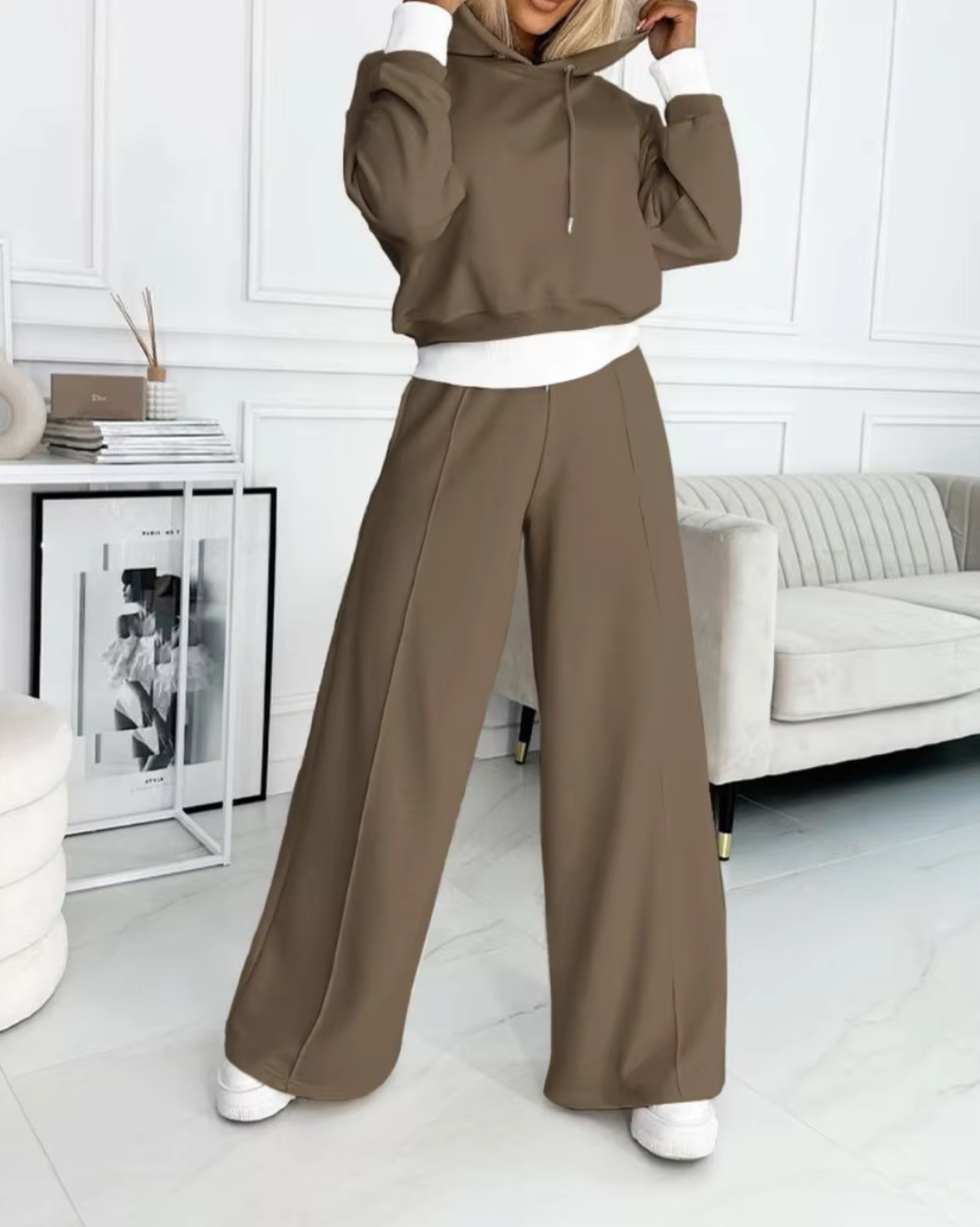 Kate – Conjunto dos piezas con sudadera con capucha y pantalón ancho