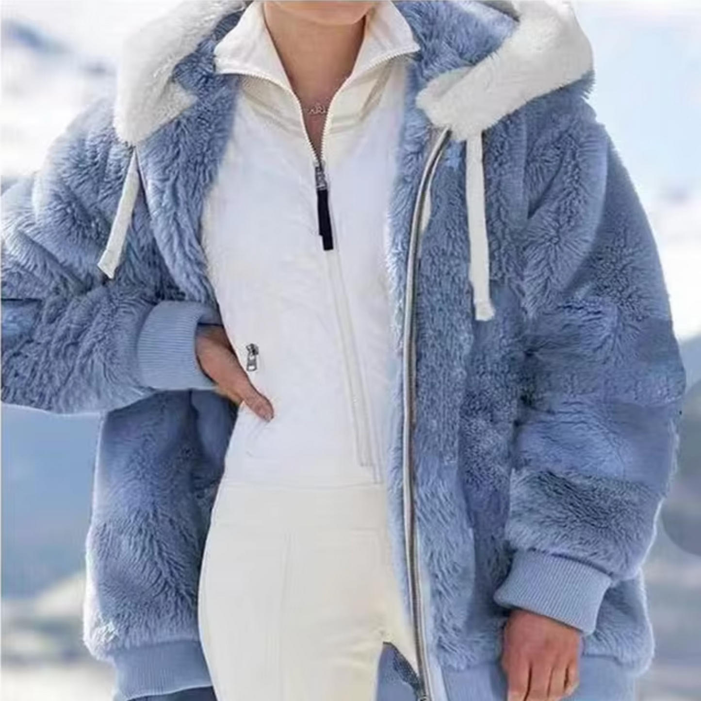 Monia – Chaqueta polar de cachemir con capucha