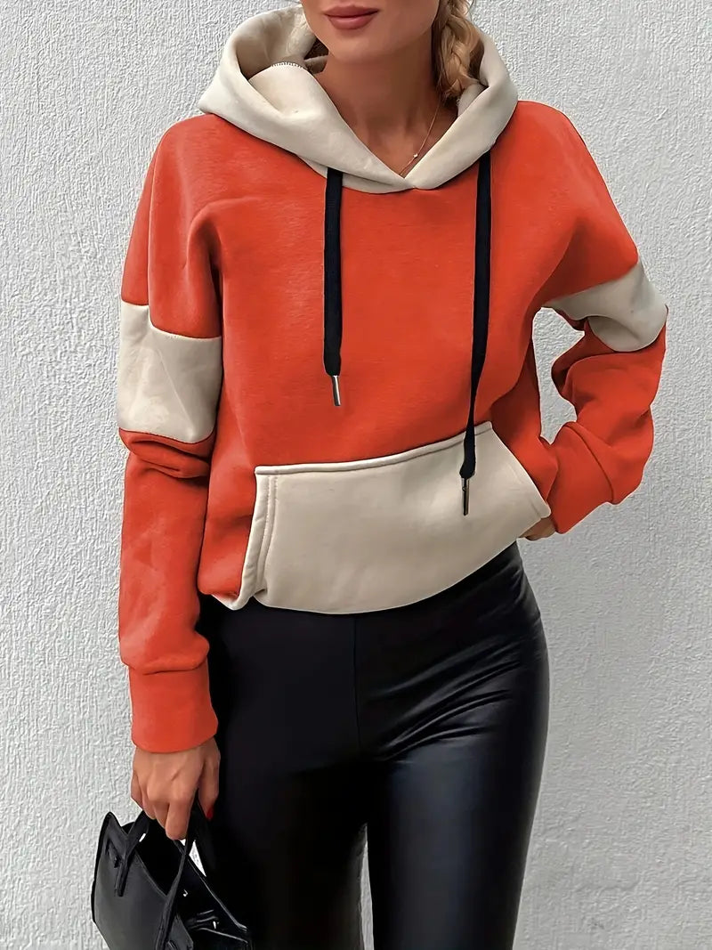 Adelmira – Moderna sudadera con capucha de algodón con diseño color block