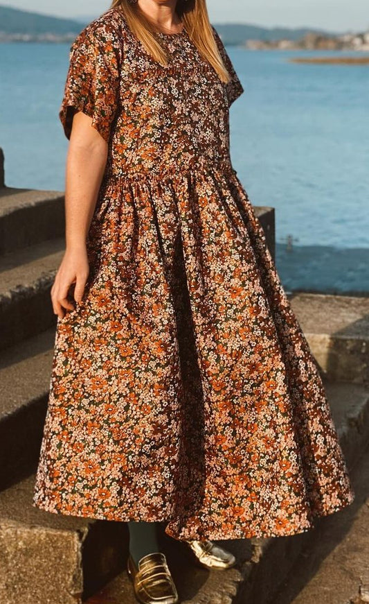 Ana - Vestido marrón con flores