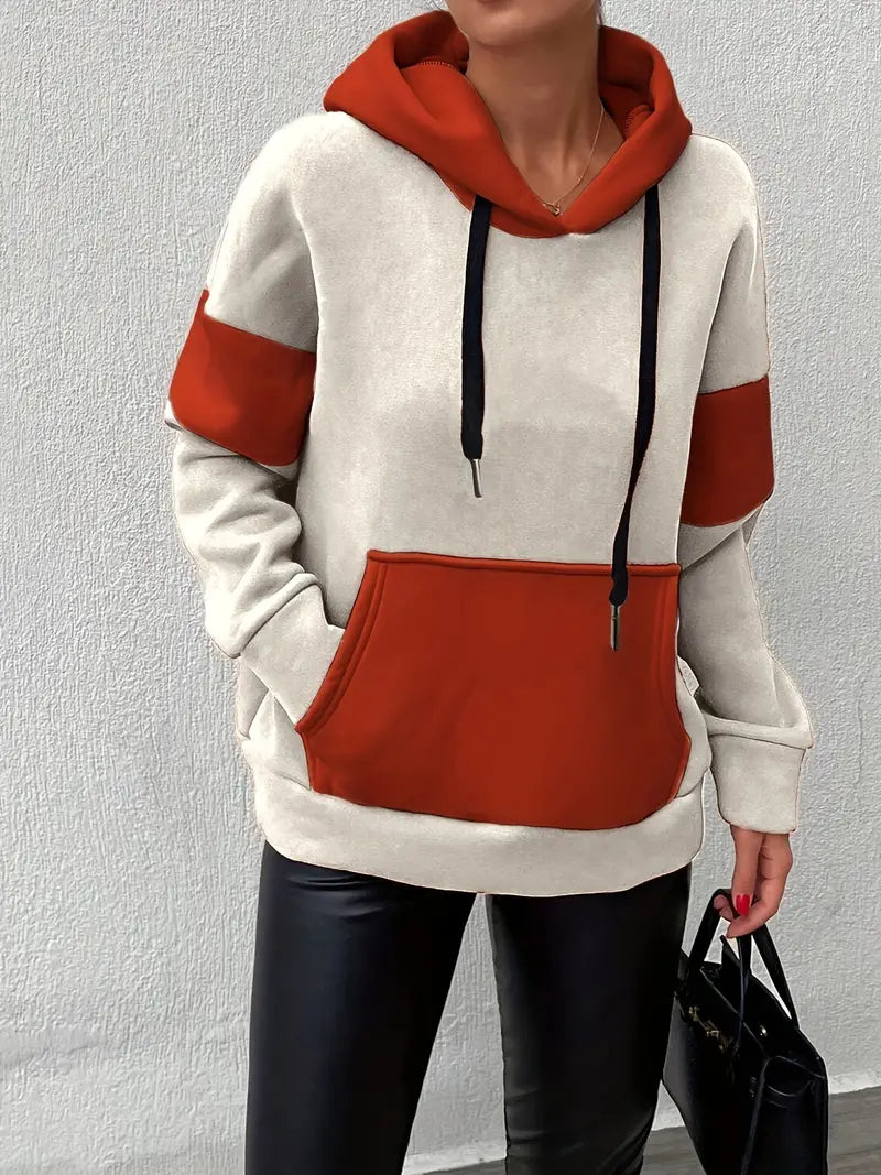 Adelmira – Moderna sudadera con capucha de algodón con diseño color block